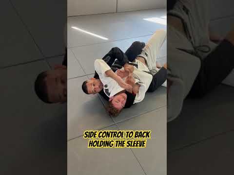 Folded Pass walking towards the back +++ Side Control to the back sleeve control option