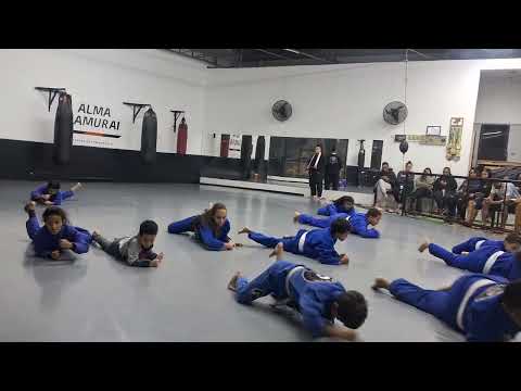 Jiu Jitsu Kids é aqui no Alma Samurai CT