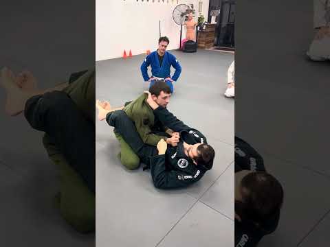 Midhad’s move of the week What to do with a failed scissor sweep…No Problem!