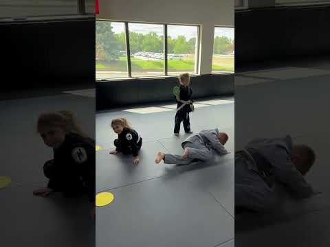 Forward Foot Sweep / De Ashi Harai / Truck Driver Takedown