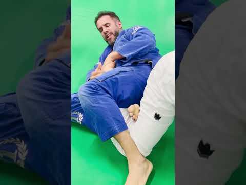 Graduación cinturón negro de Manu Rodríguez