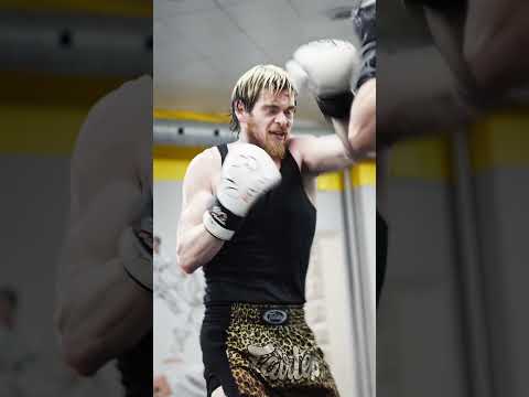 Some action for one of our Kickboxing classes this week... #boxing #muaythai #mma #ufc