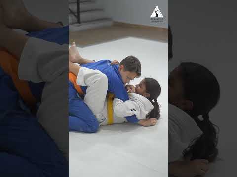 Aula Kids - Alliance Jiu Jitsu Taubaté
