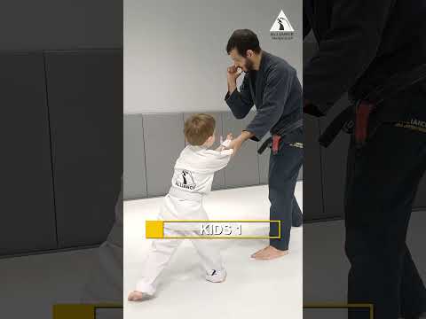 Aula Kids - Alliance Jiu Jitsu Taubaté