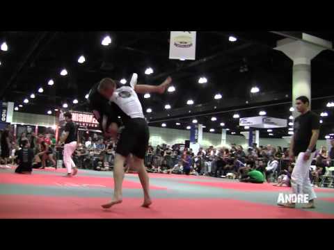 10th Planet Burbank - A Wrestling Moment 2/1/2012