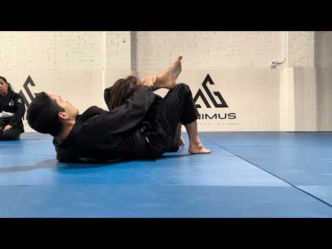 Triangle from closed guard