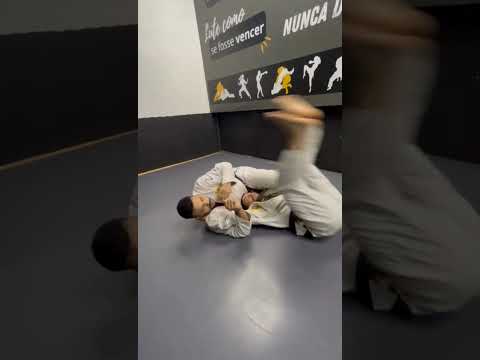 Alternativa para saída da posição de crucifixo.