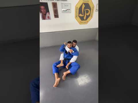 Finalizações de mão de vaca a partir das costas