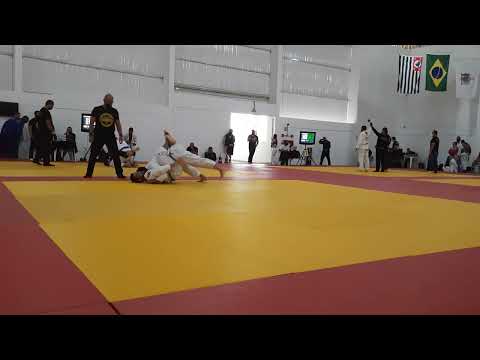 Interno B9 Ricardo Oliveira