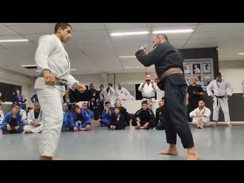 Eduardo Cordeiro em aula sobre quedas no Jiu Jitsu