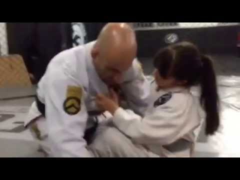 Jiu Jitsu Kids Raspagem de Gancho