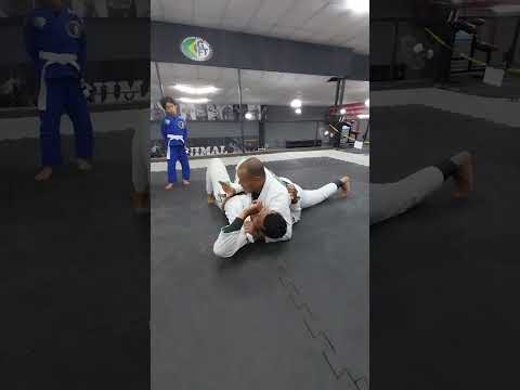 finalização  com a lapela no 100 kg