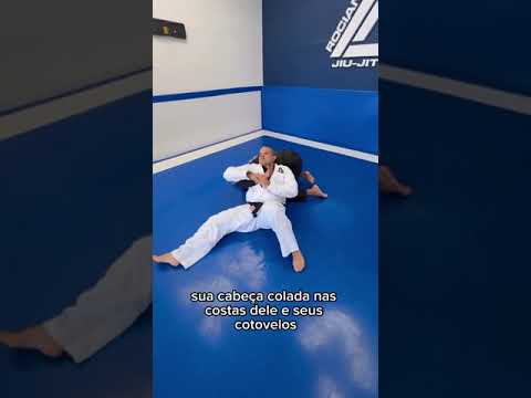 Armadilha para o Omaplata de Quatro