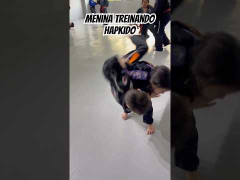 O que uma criança aprende na aula de Artes Marciais? #hapkido #kickboxing #taekwondo #jiujitsu