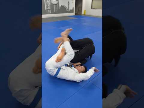 Single Leg X Overhead Sweep #bjj #jiujitsu