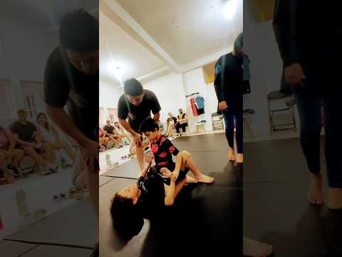 Jiujitsu para niños en #LaCostaJiujitsu #Acapulco Martes a Jueves 5PM #bjjkids