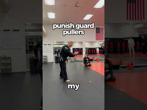 How to punish guard pullers 😈 #bjj