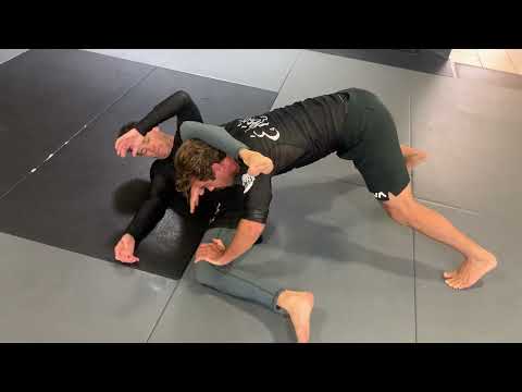 Over under pass no gi