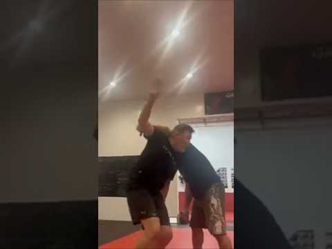 Pat Miletich countering the counter to the Russian Tie