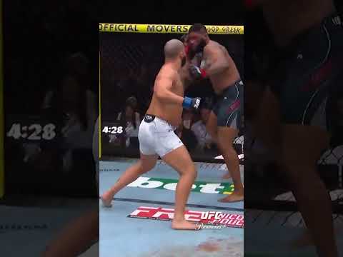 HOKIT GOING AT IT #ufc327