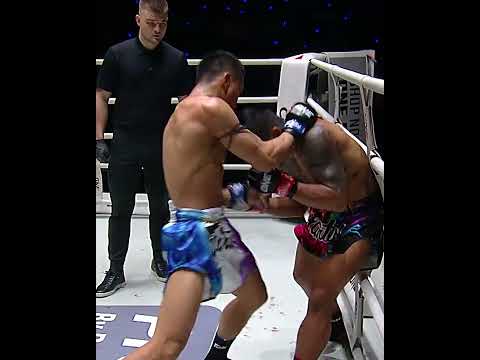 RAZOR-CLOSE 🔥👊 The Muay Thai brawl between Samingdam and Kyaw Swar Win had us like 😱