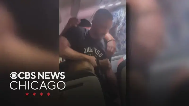 BJJ Restrains Flight Passenger: MMA Instructor Uses Grappling To handle Unruly Passenger