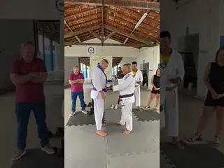 #jiujitsu #jiujitsutododia #fé será que ele caiu