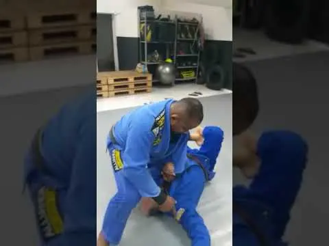 Defesa da Guarda X + Finalização com Sensei Alberto Santos Lucha.