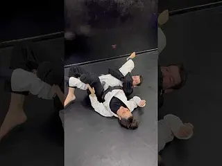 MELHOR SAÍDA DA ONE LEG X