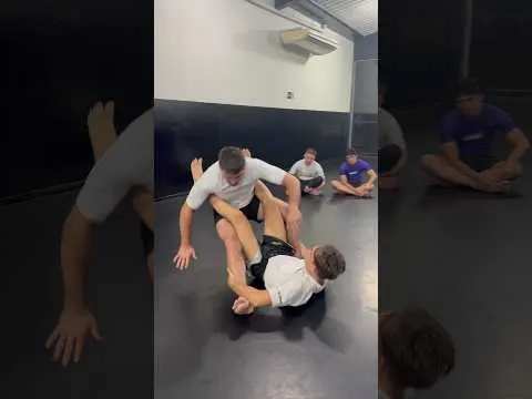 A MELHOR MANEIRA DE ABRIR A GUARDA FECHADA NO SEM KIMONO