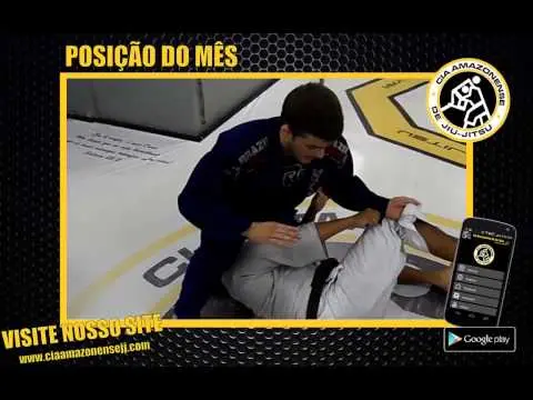 Defesa de guarda aranha, partindo para finalização com a chave de kimura...