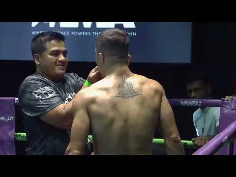Jose Vieira match X Petchsiam THA