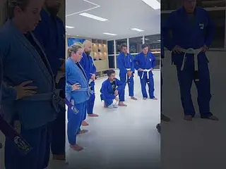 Alta performace começa com disciplina. No tatame, como nos negócios. #blumenau #jiujitsu