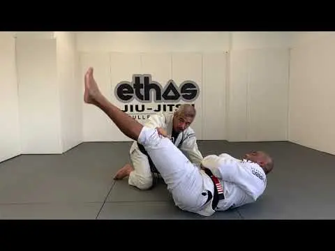 How to finish the triangle from full guard