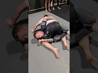 Crossface Counter to Legs from Octopus Guard #shorts #bjj #grappling #jiujitsu