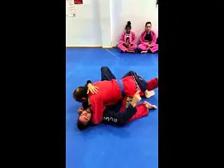 BJJ Raspado/sweep desde cruzada