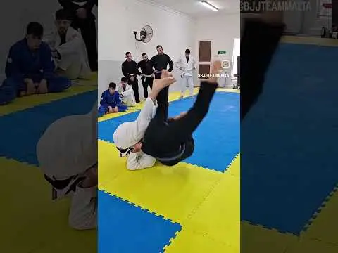 DLR sweep and armlock #bjj #bjjmalta #bjjlifestyle #jiujitsutimes #brazillianjiujitsu