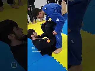Squid 🐙 Guard #jiujitsu #bjj #jiujitsulifestyle #bjjmalta #brazillianjiujitsu