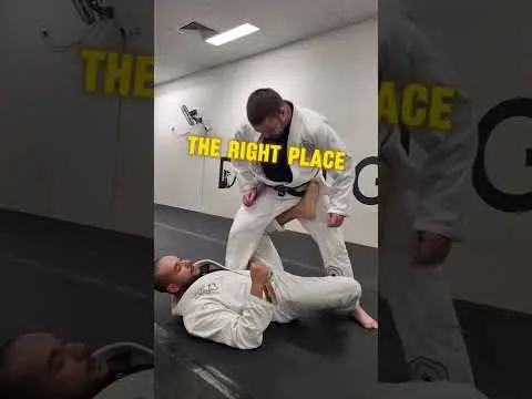 A small details on how to do perfect X Guard by coach Leo.