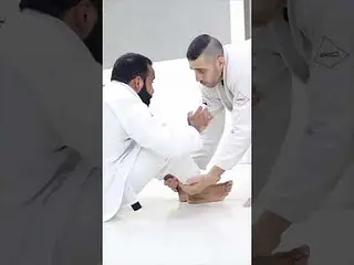 Passagens da guarda de ganchos Parte II por Rômulo “Caju” #BJJ4Life #JiuJitsu #BlackBelt