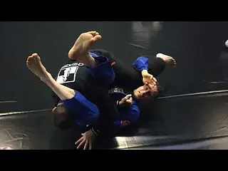 Attacks from Closed Guard Bottom when your opponent tries to attack you : Thumb In Choke