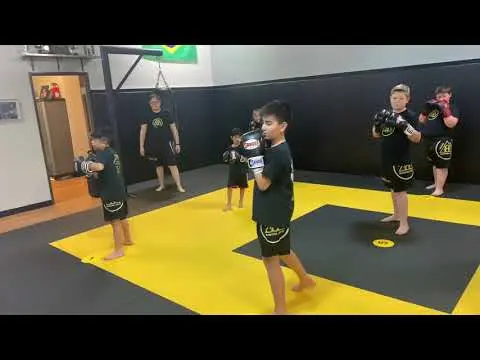 Kids boxing basics