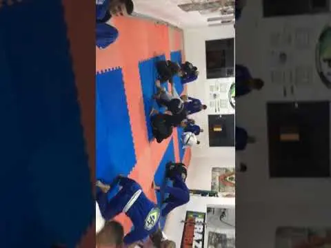 Treino de jiu-jitsu Gfteam Colonia - Professor Marcelo Siqueira