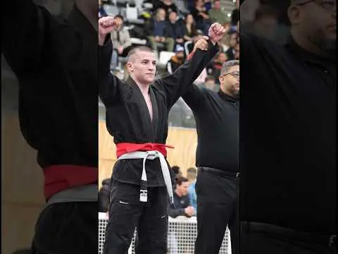 AJP Barcelona - Oriol Bell - Cinturón Blanco - 77kg - Ganó por sumisión de llave de brazo 🔥 #bjj