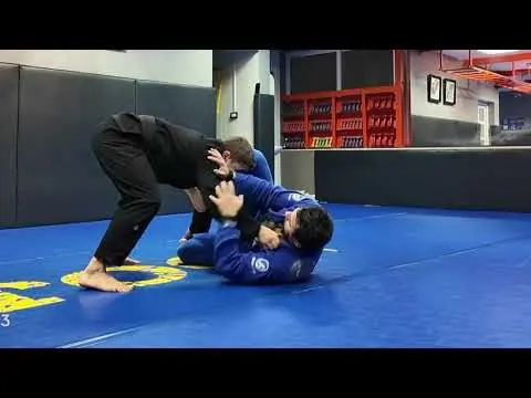 Professor Abdelkarim Rasheed cross grip 2nd variation