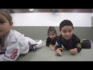 Jiu Jitsu para crianças de 3 há 5 anos. Turma Baby Eagle ALLIANCE JUVENTUS