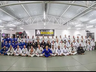 CONHEÇA A ALLIANCE JUVENTUS JIU JITSU