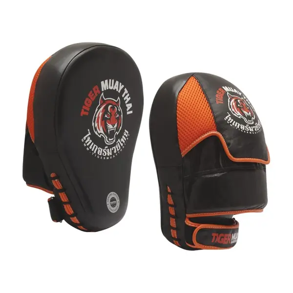 MANOPLA CURVADA TMT ADVANCE SERIES (PAR)