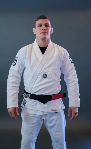 Brave Chess Gi – White