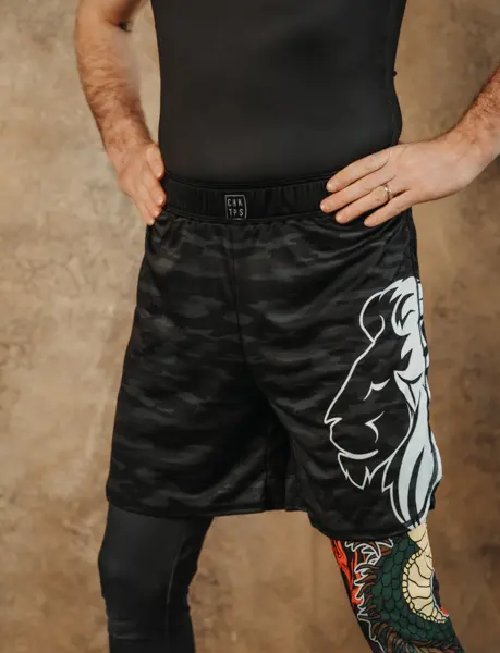 LION / Unisex kraťasy dlouhé